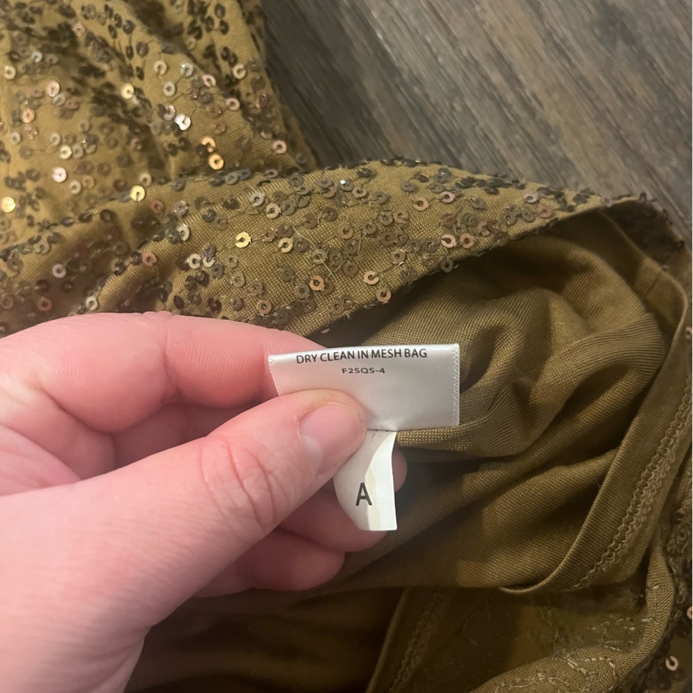 Eileen Fisher 100% Silk Sequin Cowl Neck 3/4 Sleeve Old Money Green/Gold Large - Picture 5 of 8